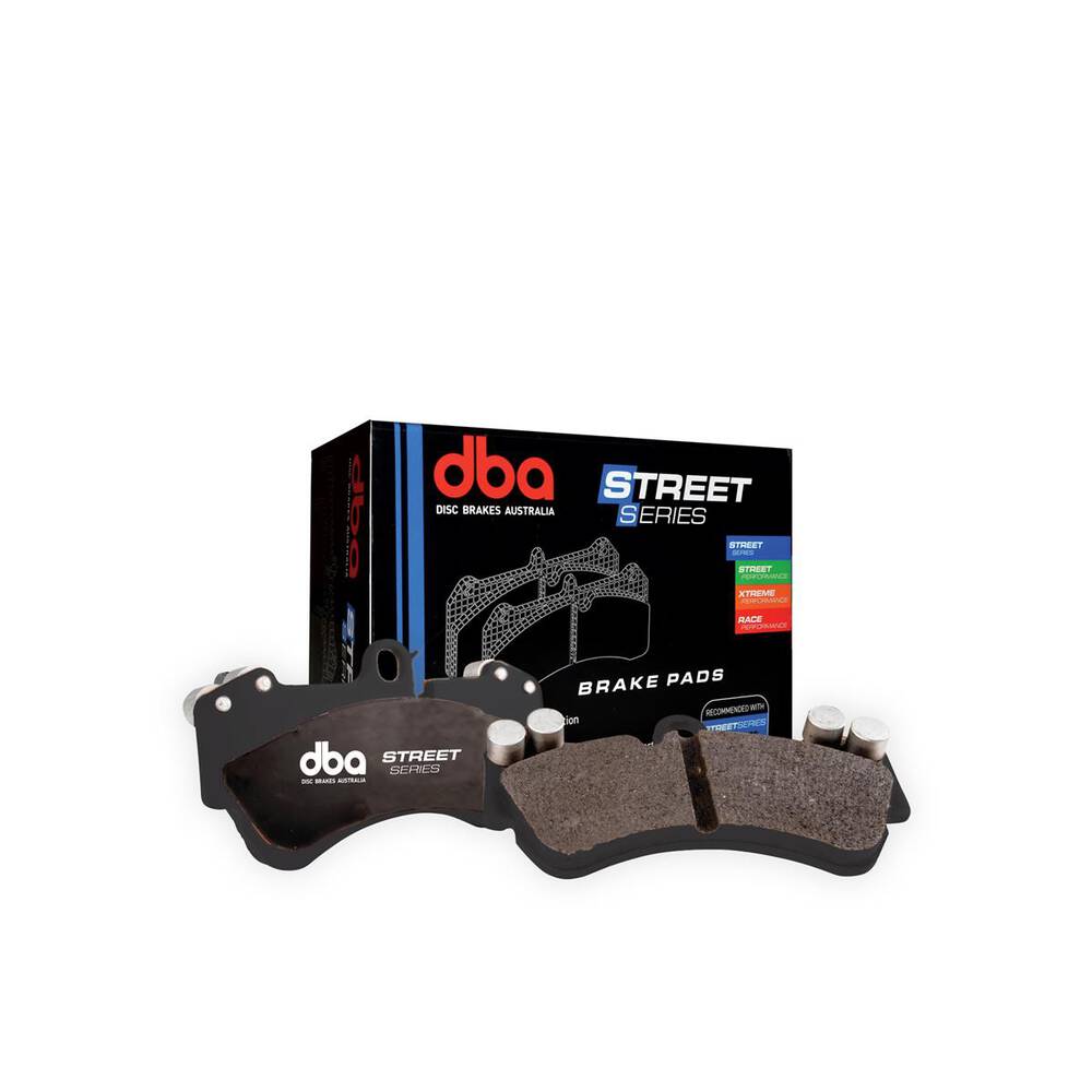 DBA 04-08 Chrysler Crossfire Front Street Series Brake Pads