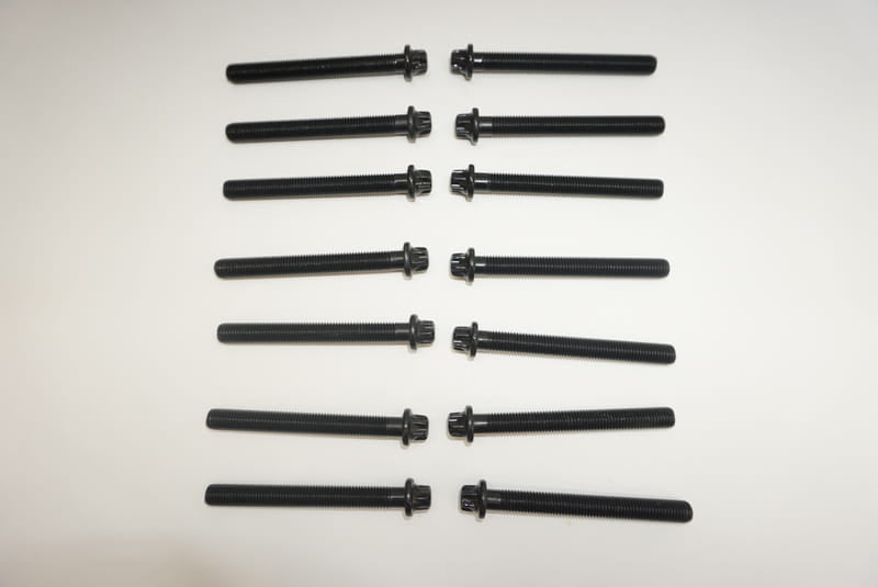 ENGINE CYLINDER HEAD BOLT SET
