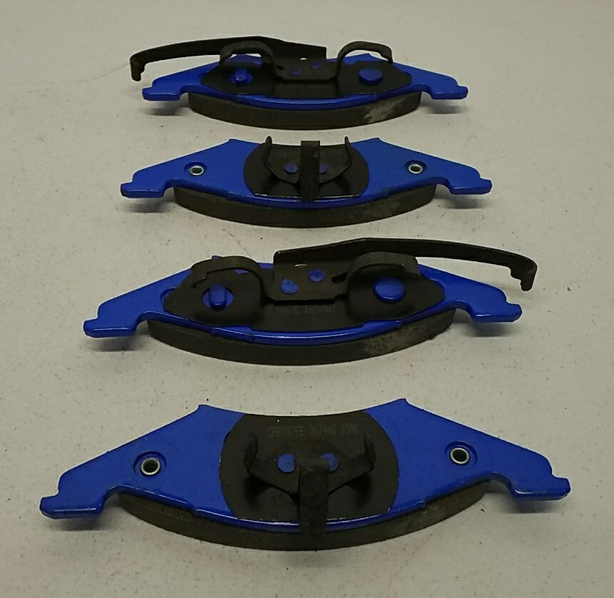 R auto part