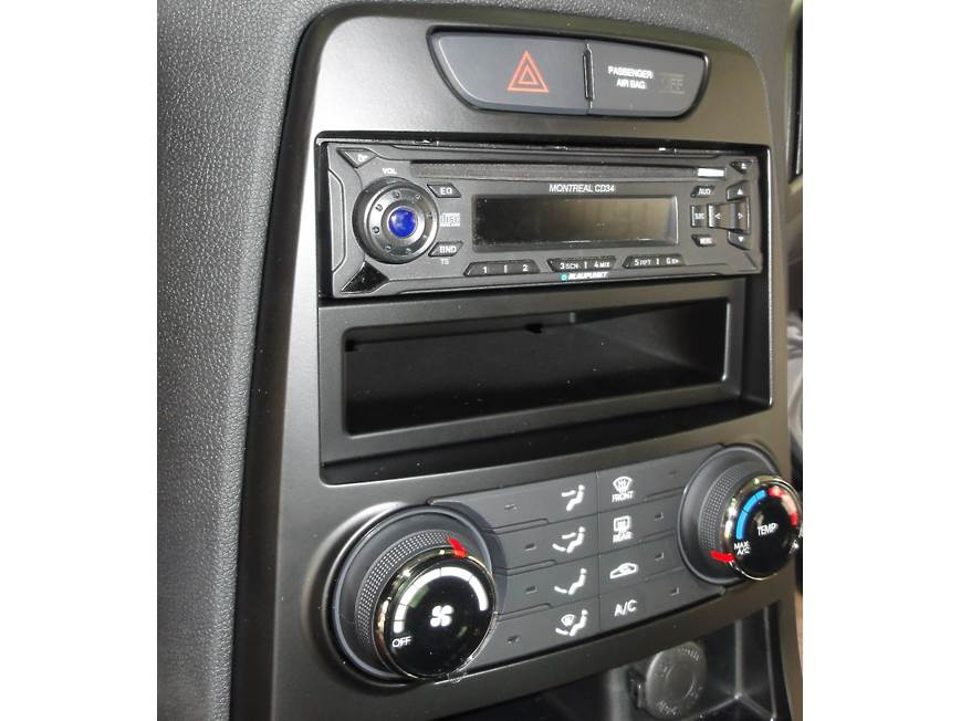 HYUNDAI GEN COUPE 2.0 2010-12 W/MANUAL CLIMATE - BLACK