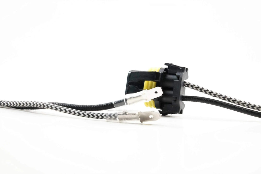 H1: XTR 6000K HID BULBS (PAIR)