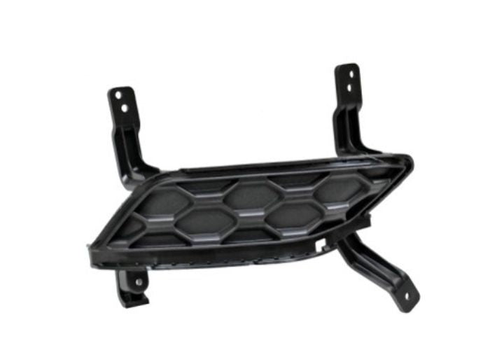 RH FRONT BUMPER INSERT SE; FOG LAMP OPENING COVER; W/O FOG LAMPS HYUNDAI SANTA FE 1920