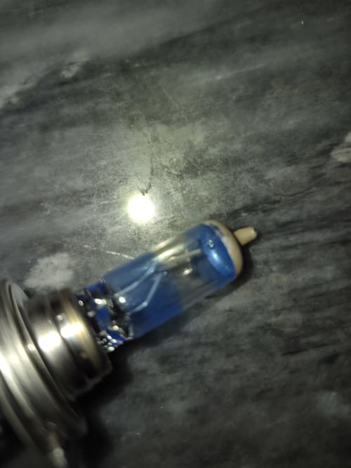 SYLVANIA auto part