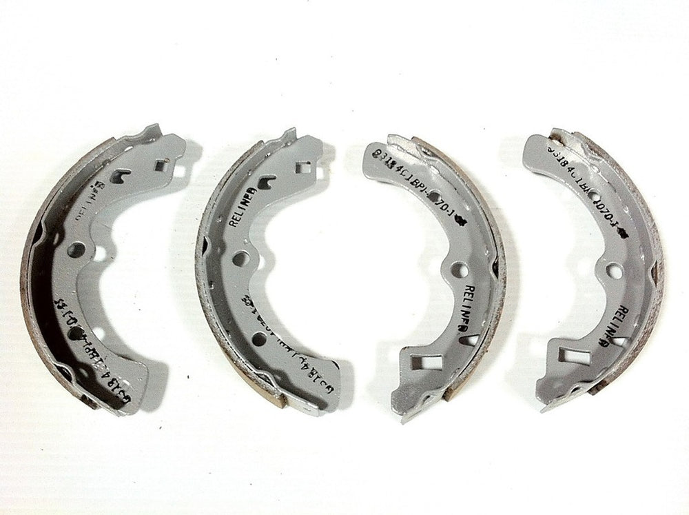 R auto part