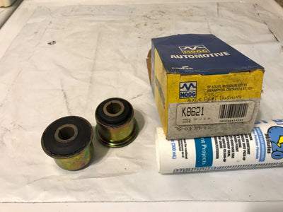 MOOG 99-06 Ford E-350 Super Duty Front Axle Bushing