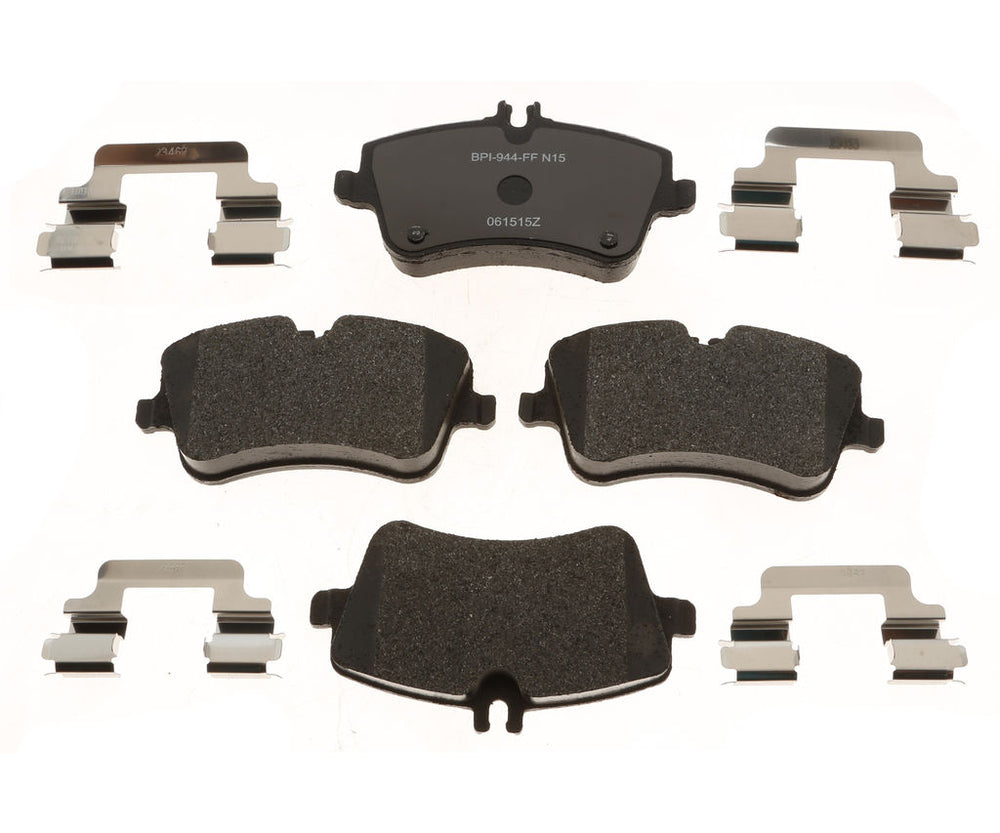 R auto part