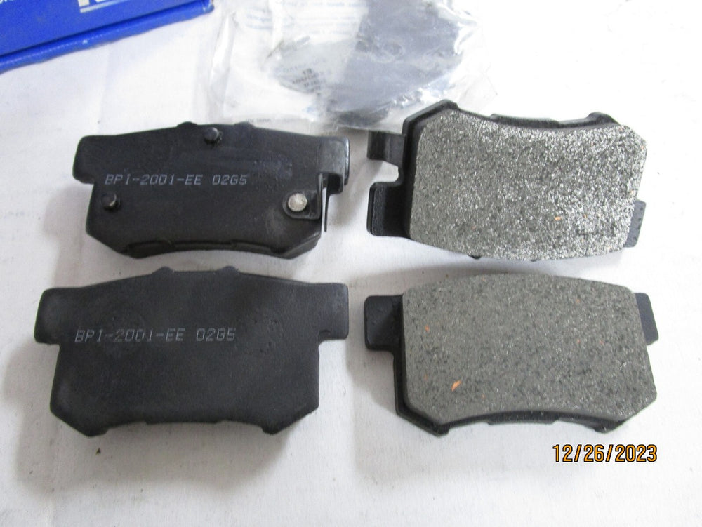 R auto part