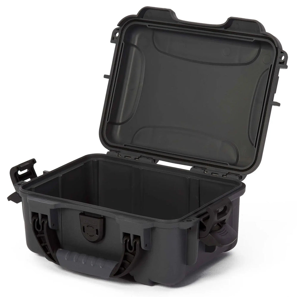 Nanuk auto part