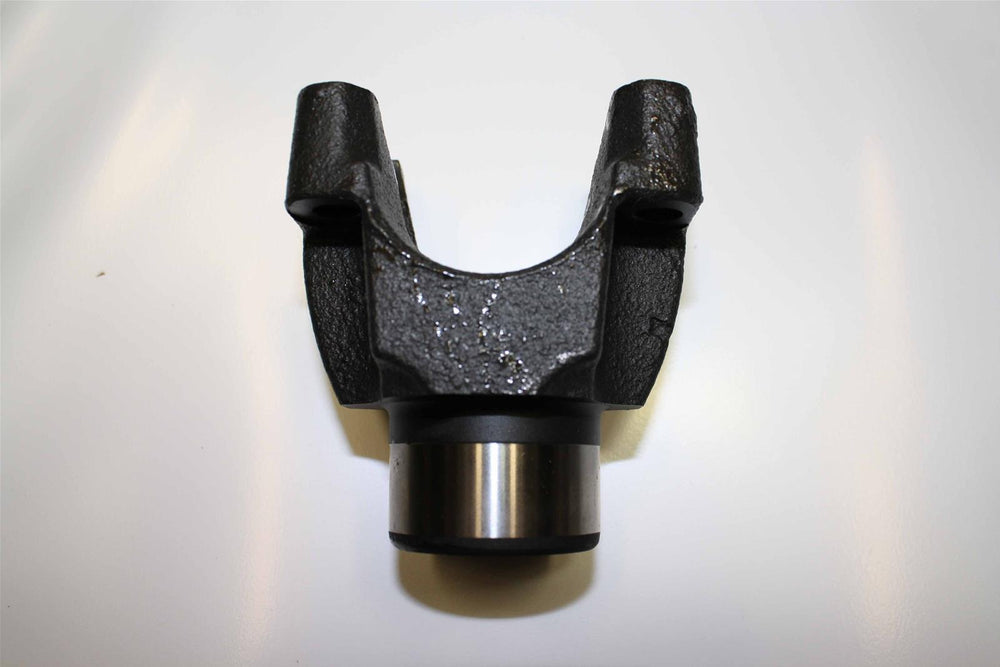 ADVANCE ADAPTERS END YOKE-DANA 18 1210 SERIES FRONT END YOKE