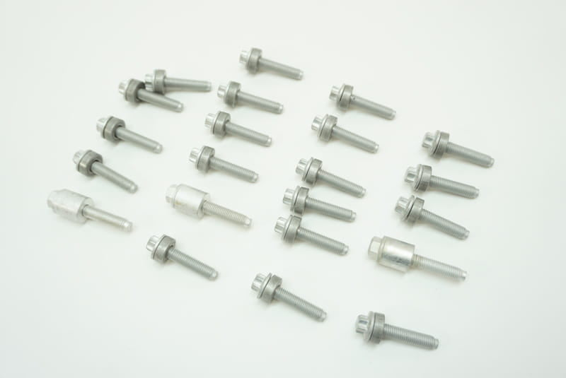 ENGINE VALVE COVER BOLT KIT