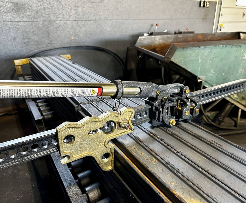 Hi-Lift Jack Winch-Clamp -Spreader Attachment
