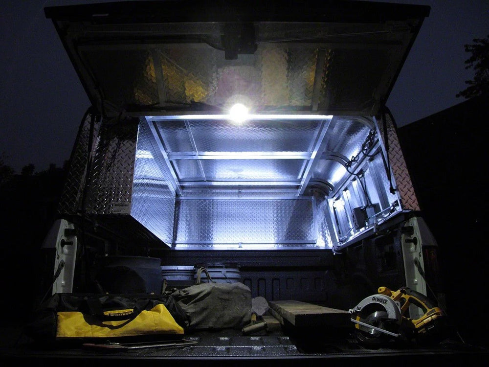 FRONT FACING AUXILIARY LIGHT ARE RIVAL