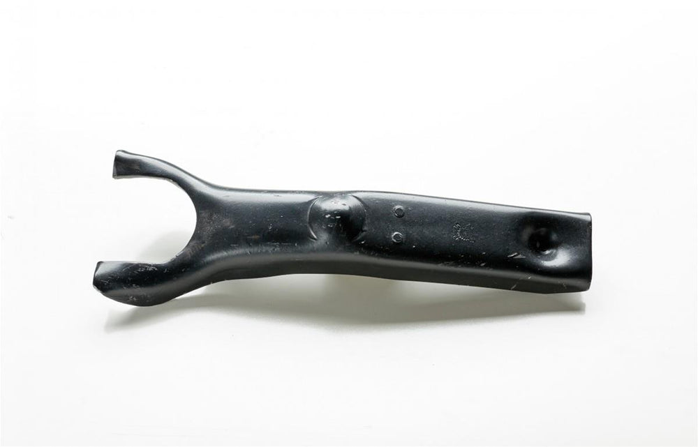 CLUTCH FORK T904 - RELEASE FORK W/O