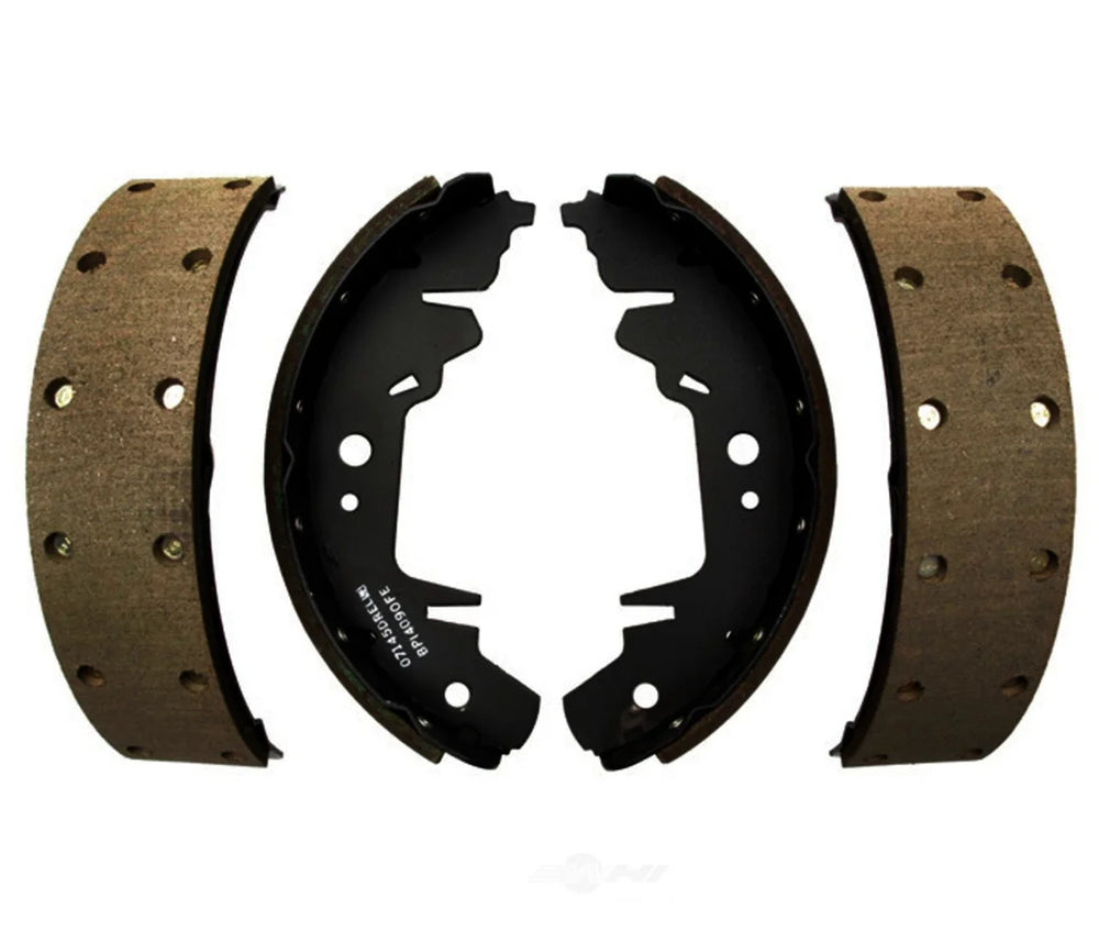 R auto part