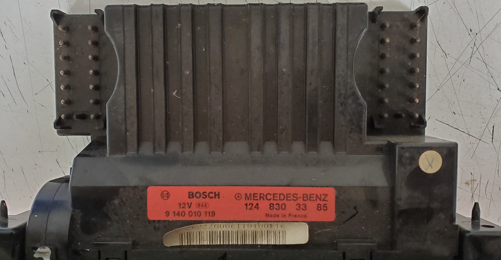 DECAL CAUTION