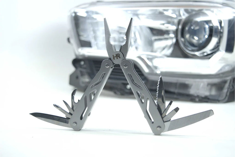 MULTI-TOOL: HEADLIGHT REVOLUTION