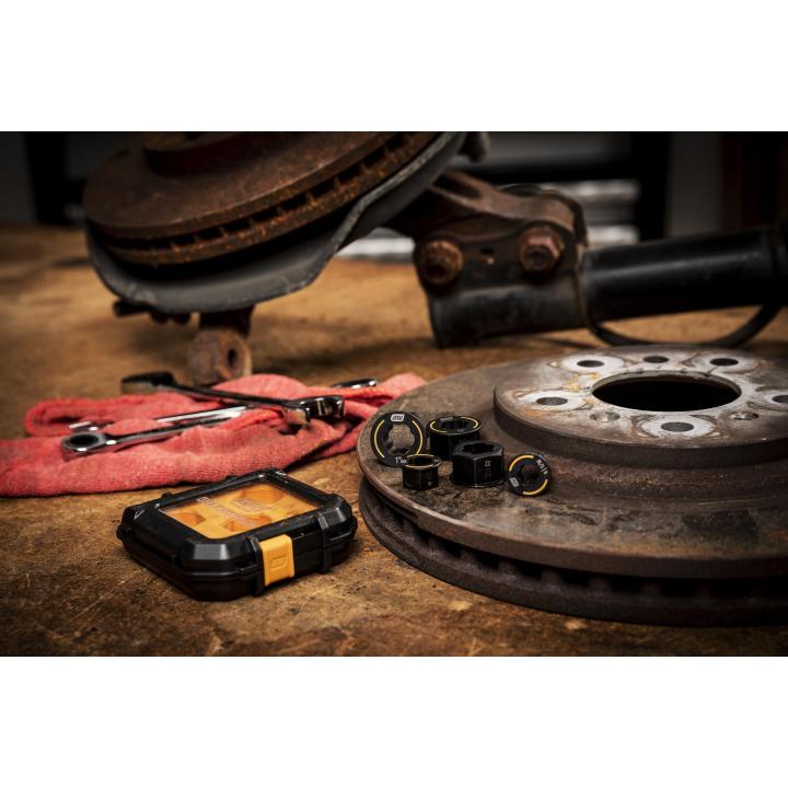 GEARWRENCH hardware kit