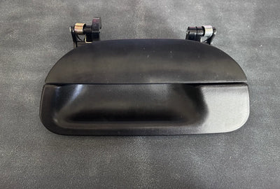 TAILGATE HANDLE