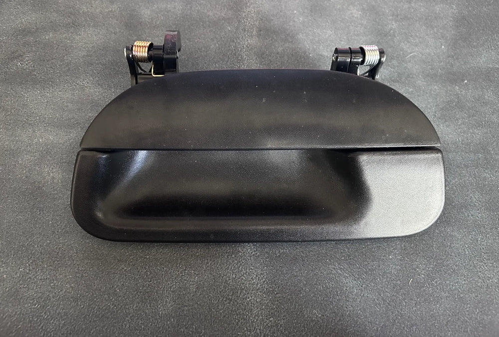 TAILGATE HANDLE