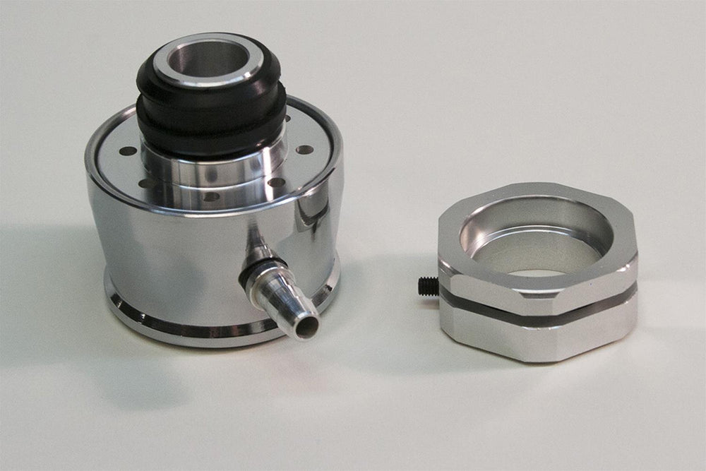 VALVE COVER ACCESSORIES