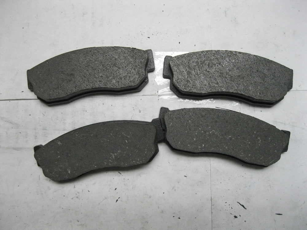 R auto part