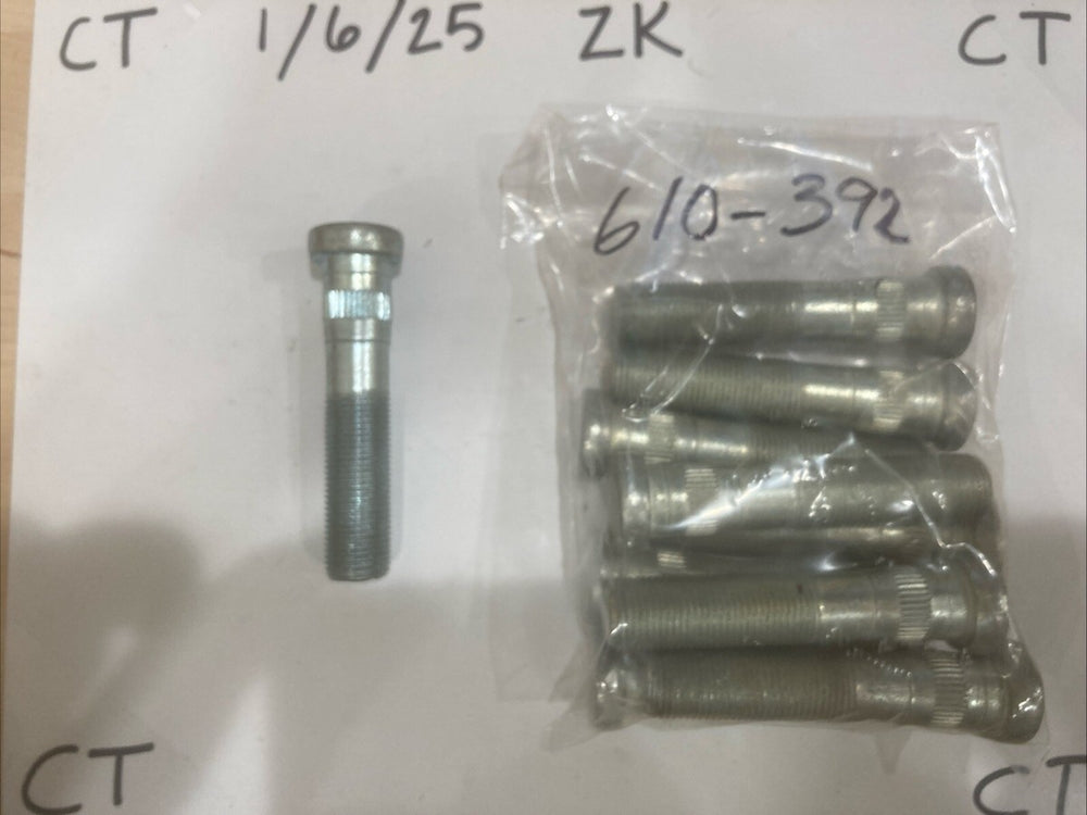 WHEEL STUD