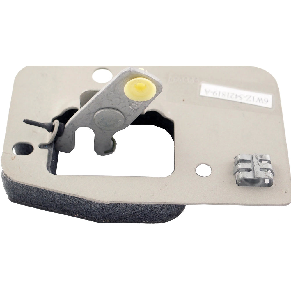 INTERIOR DOOR HANDLE