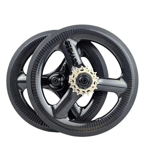 ~(1 lbs. 8X8X6)~ Center caps 8 lug misfit black