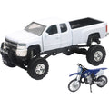 New Ray Toys Chevrolet Silverado with Yamaha Dirt Bike/ Scale - 1:32