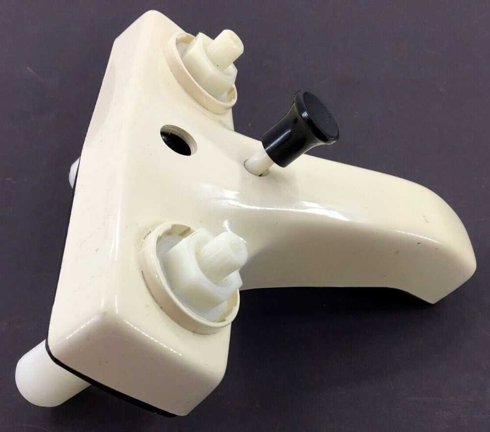 LAVATORY DIVERTER FAUCET 4IN 2 SMOKE KNOBS PLASTIC BISCUIT