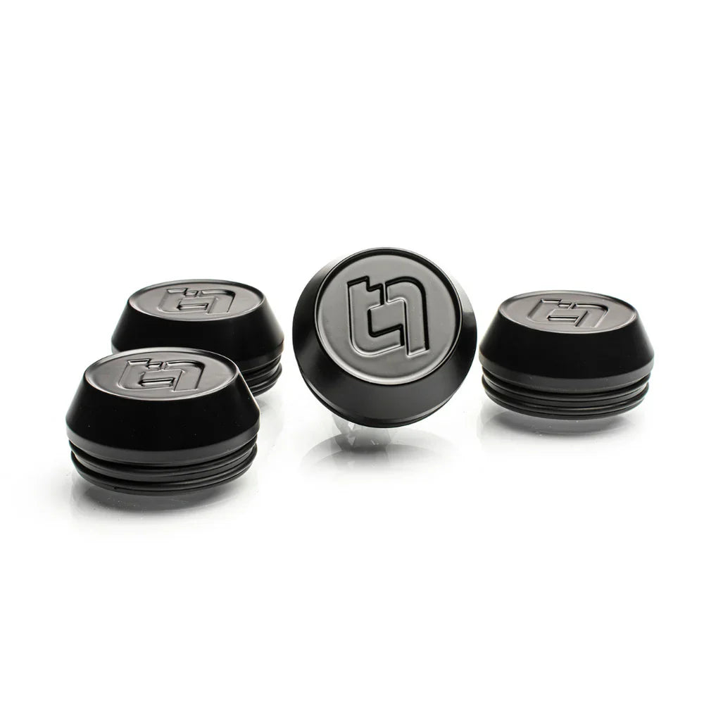 Titan 7 black auto part
