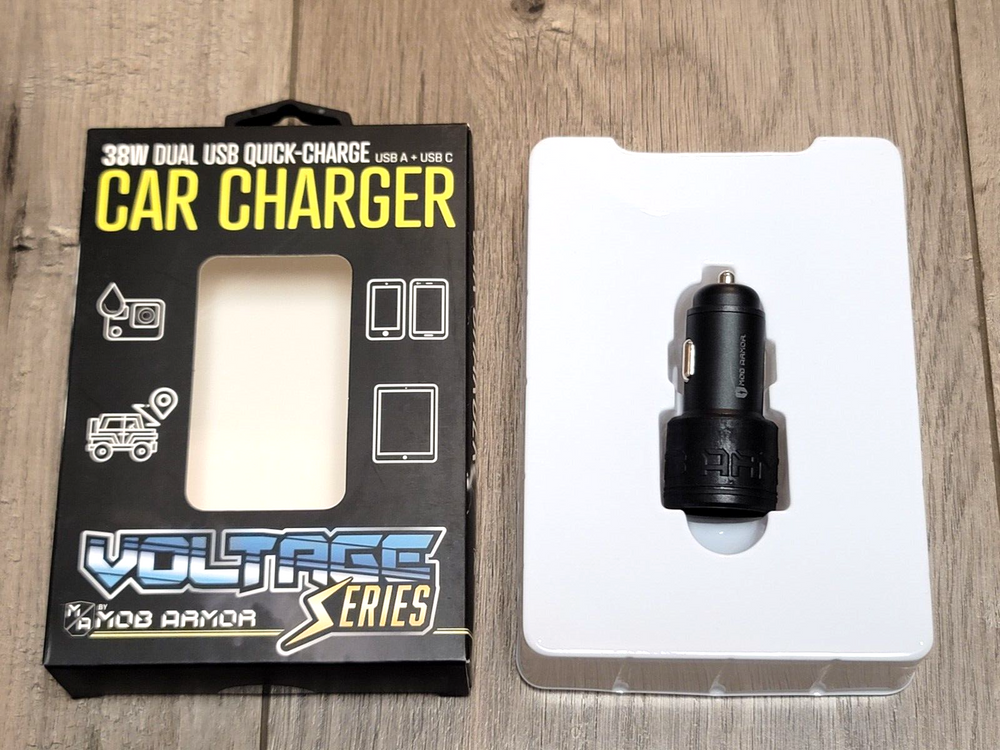 VOLTAGE SERIES CAR CHARGER