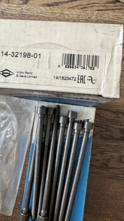 ENGINE CYLINDER HEAD BOLT SET