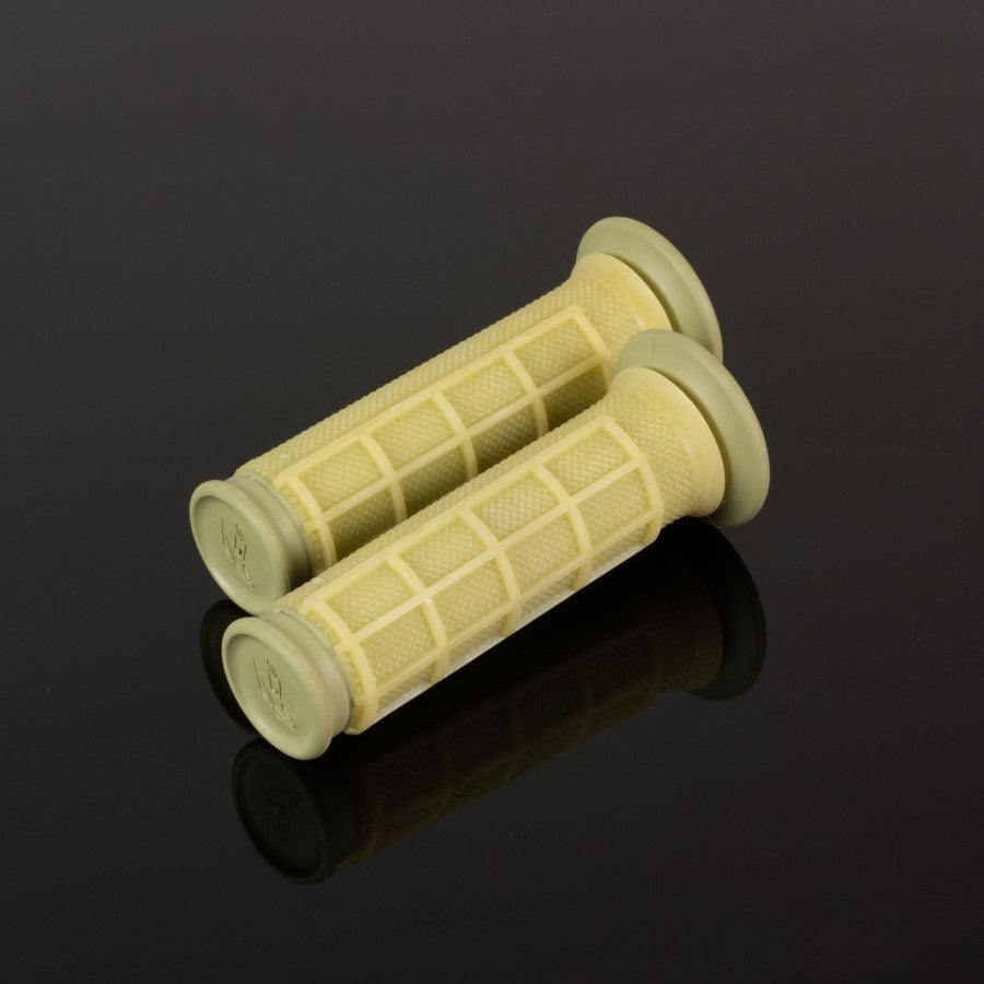 Renthal ATV Dual Compound Grips 1/2 Waffle - Kevlar