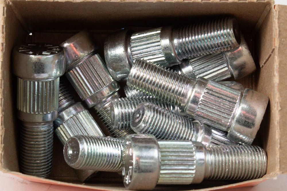 WHEEL STUD 1/2 20 X 1 5/