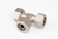 MAXLINE EQUAL TEE 3/4IN TUBING ALL SIDES