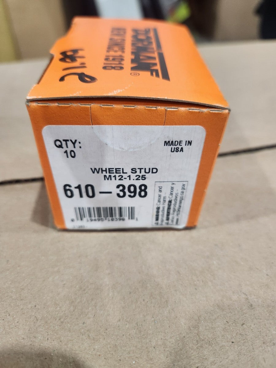 WHEEL STUD