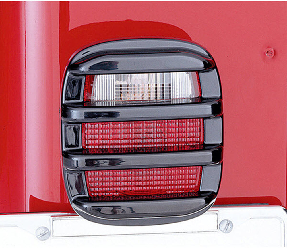 OMIX-ADA smoke tail light