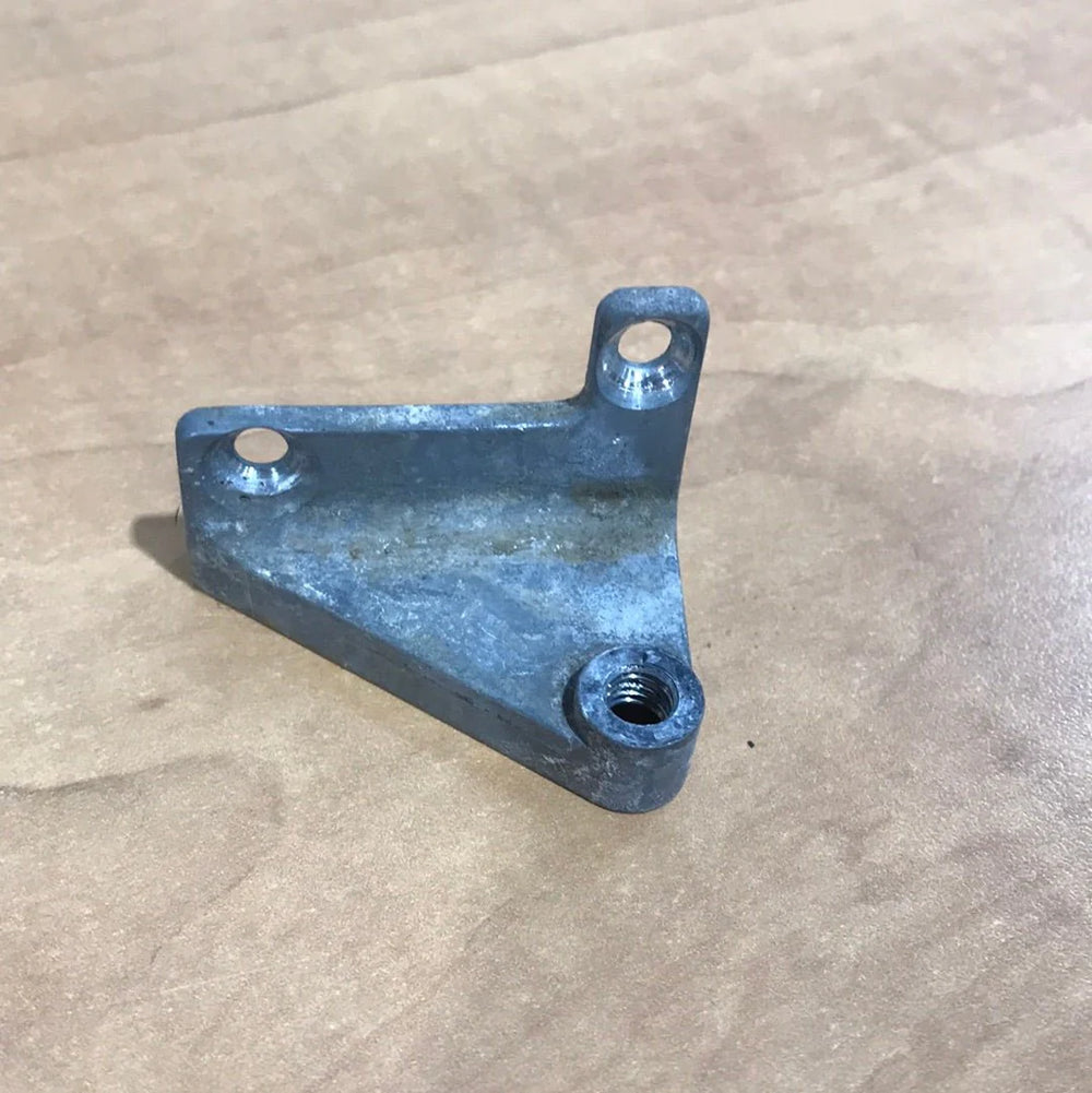 S HINGE LWR R PNTD 2410.2/2510