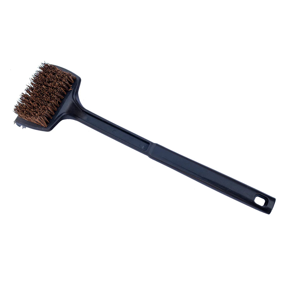 18IN FLAT TOP GRILL BRUSH WITH PALMYRA BRISTLES AND STAINLESS STEEL SCRAPER
