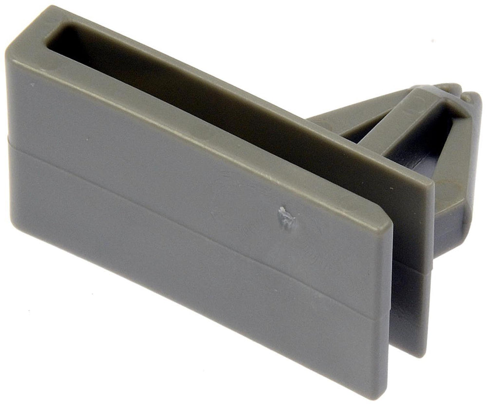 ROCKER PANEL RETAIN