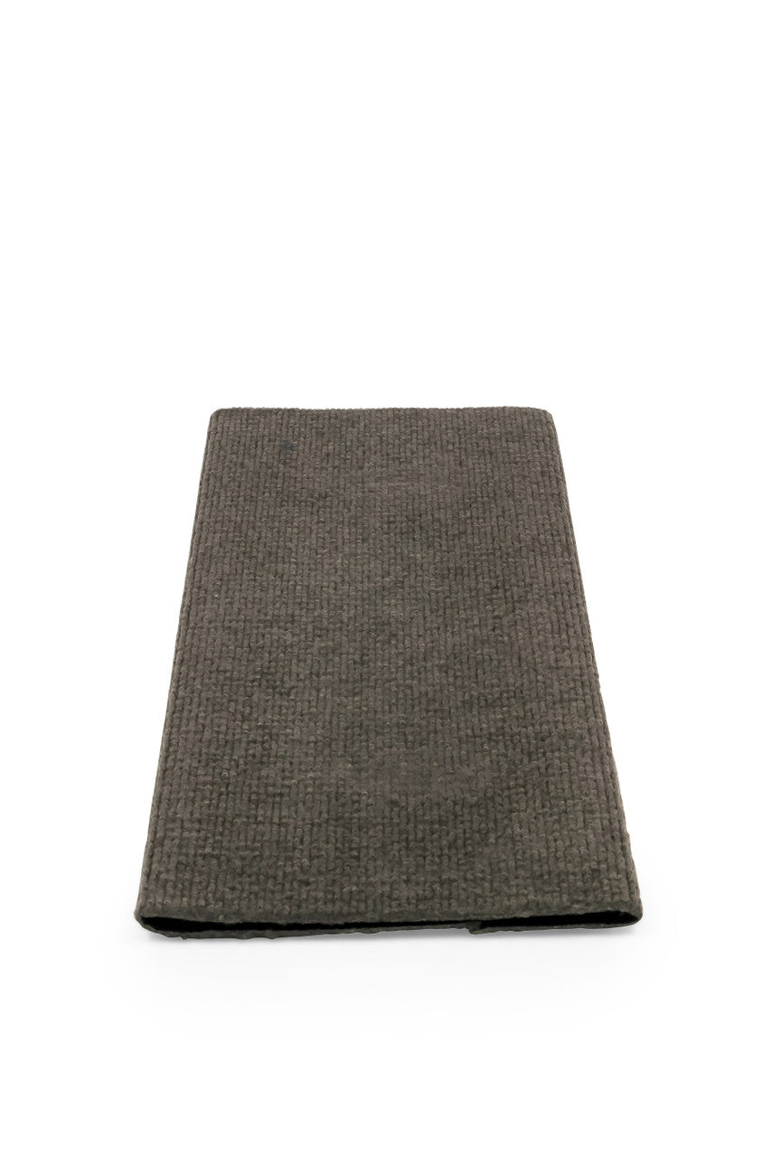 STEP RUG PREMIUM POLY. SINGLE RIB W/UV&TPE 17.5INX 18IN GRAY