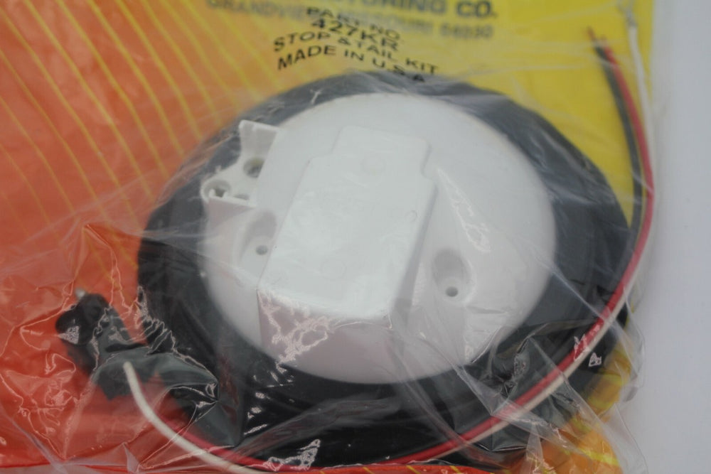 STOPTAIL LIGHT KIT W/REFL