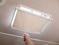 LIGHTS OUT VENT SHADE RETRACTABLE CREAM