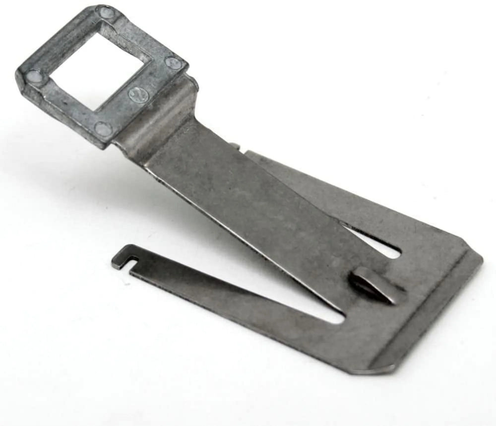 STRIKE PLATEBLACK