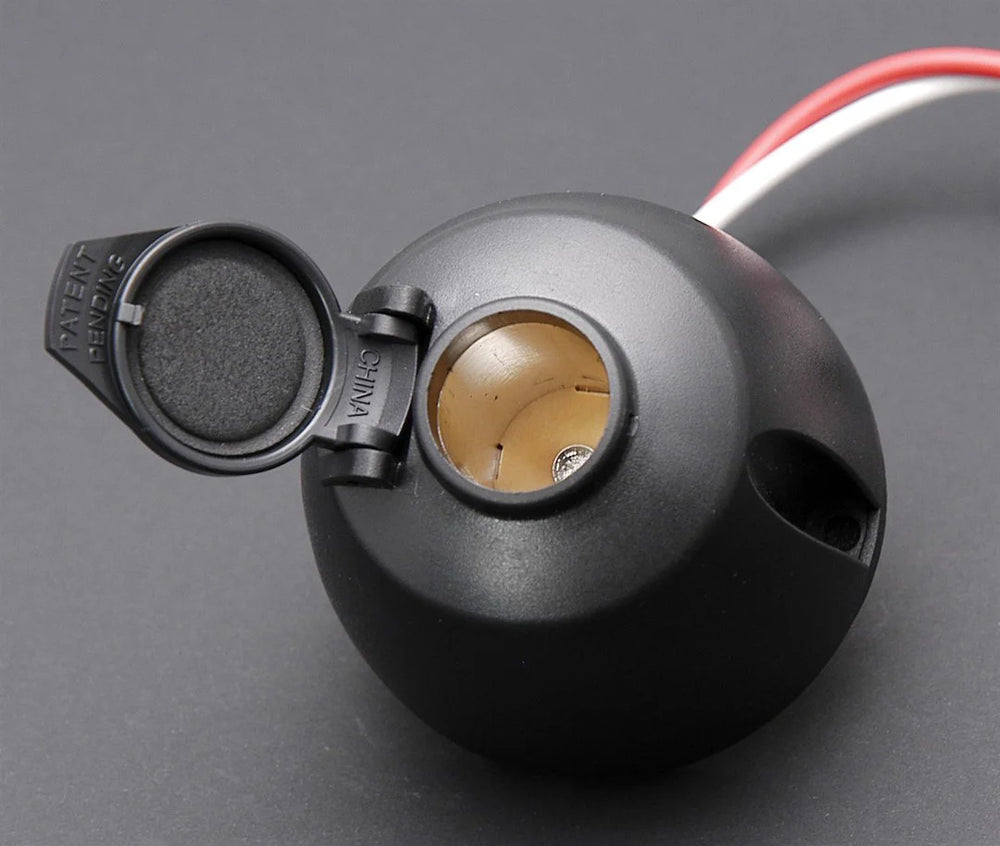12-VOLT POWER SOCKET