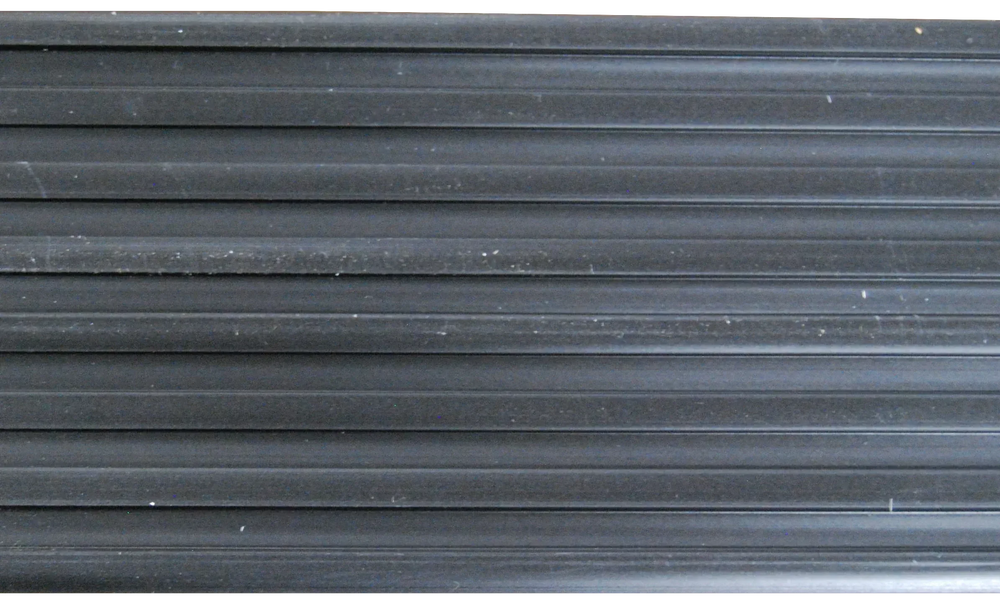 4 WIDE STEP PAD (PER FT)