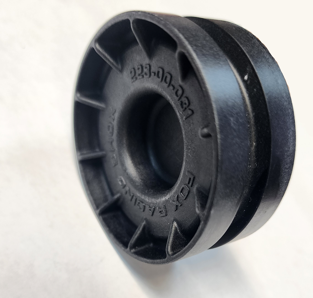 PISTON FLOATING: DIA. 2.250 BORE 0.950 TLG NYLON 66
