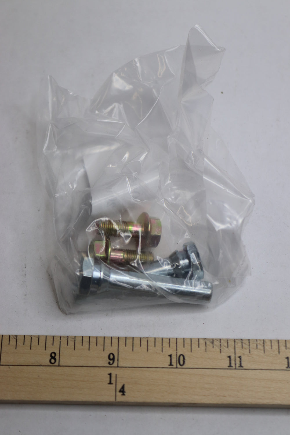 GUIDE BOLT