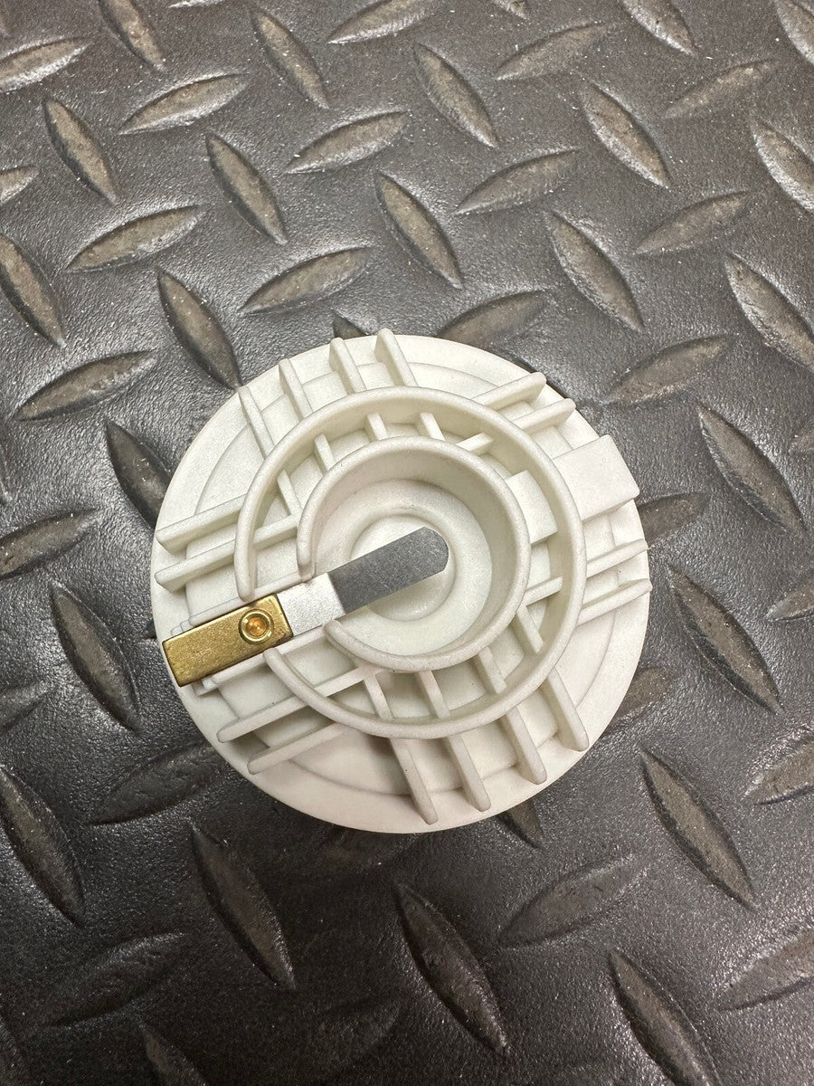 DISTRIBUTOR ROTOR